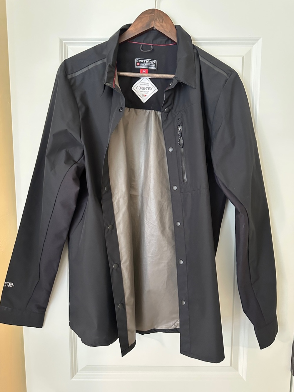 686 Black NWOT GORE-TEX Men's Everywhere Collection Rain Jacket